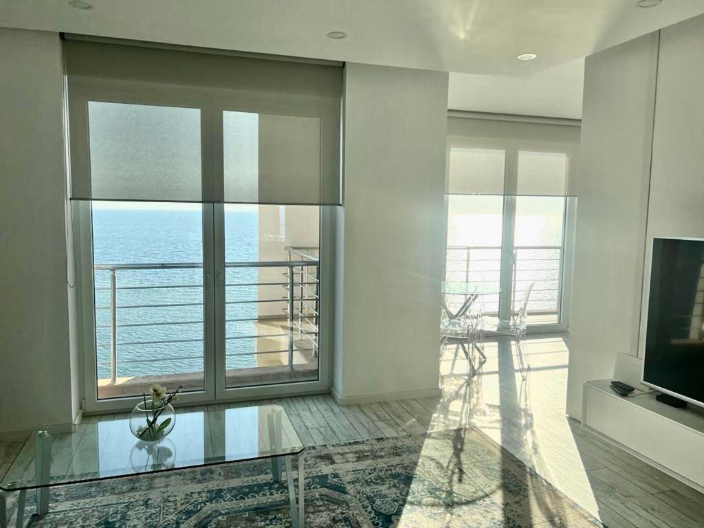 Durres Currila Modern Luxury Stunning Beach Views Exteriér fotografie